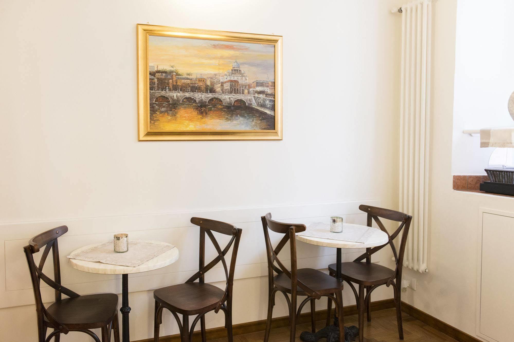 Domus Trevi Panzió Róma Kültér fotó